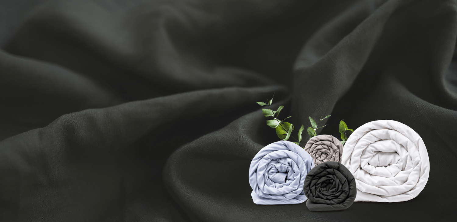 KNUS Therapiedecken - angenehm schwer, hypoallergen, anti-bakteriell, seidig sanft. Mit diesen Gewichtsdecken kannst du besser schlafen.